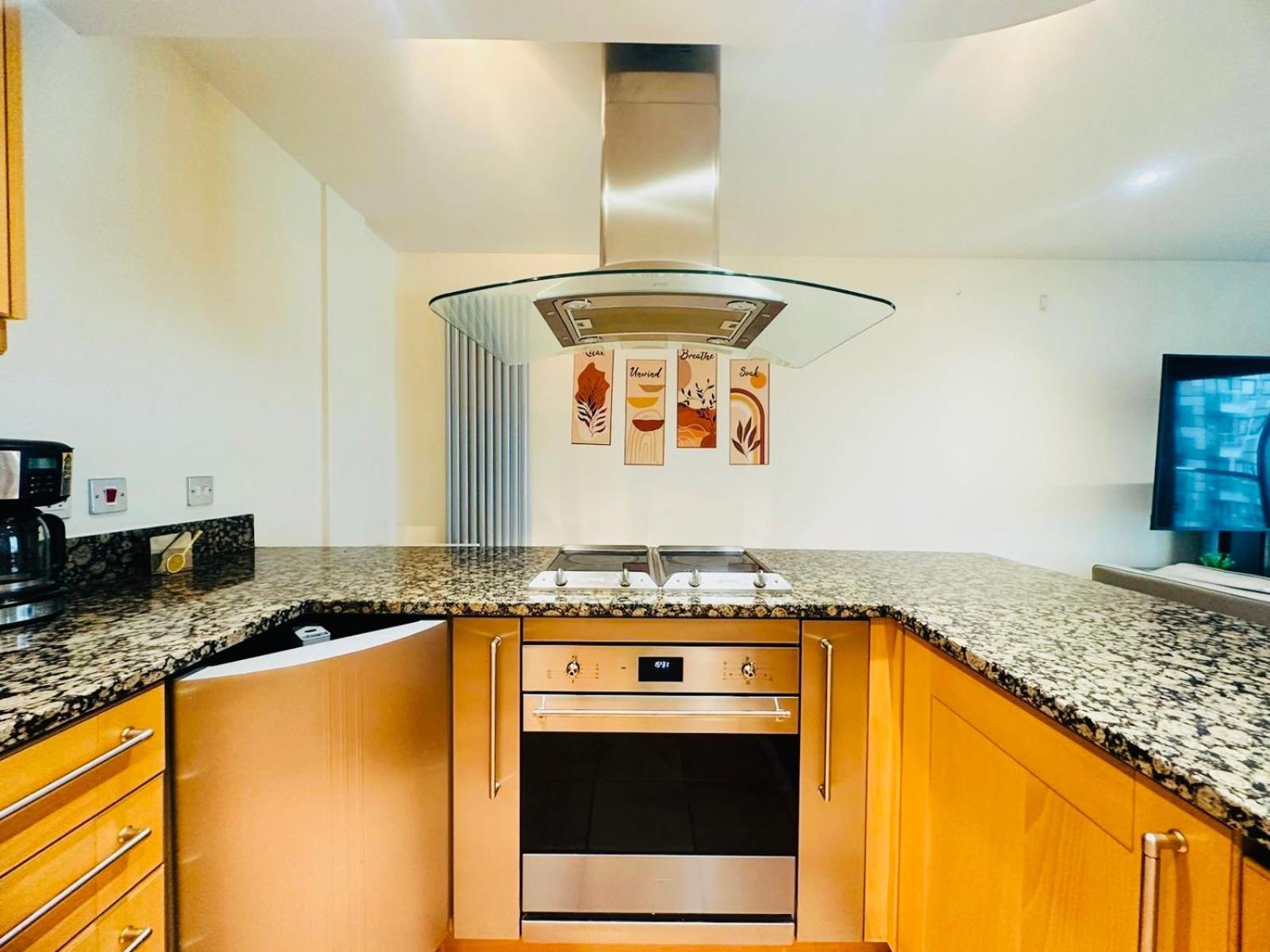 Modern 2Bed 2Bath Apartment Canary Wharf - Upto 5 Person London Exterior foto