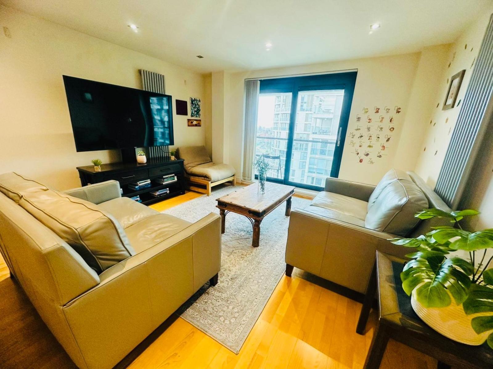 Modern 2Bed 2Bath Apartment Canary Wharf - Upto 5 Person London Exterior foto