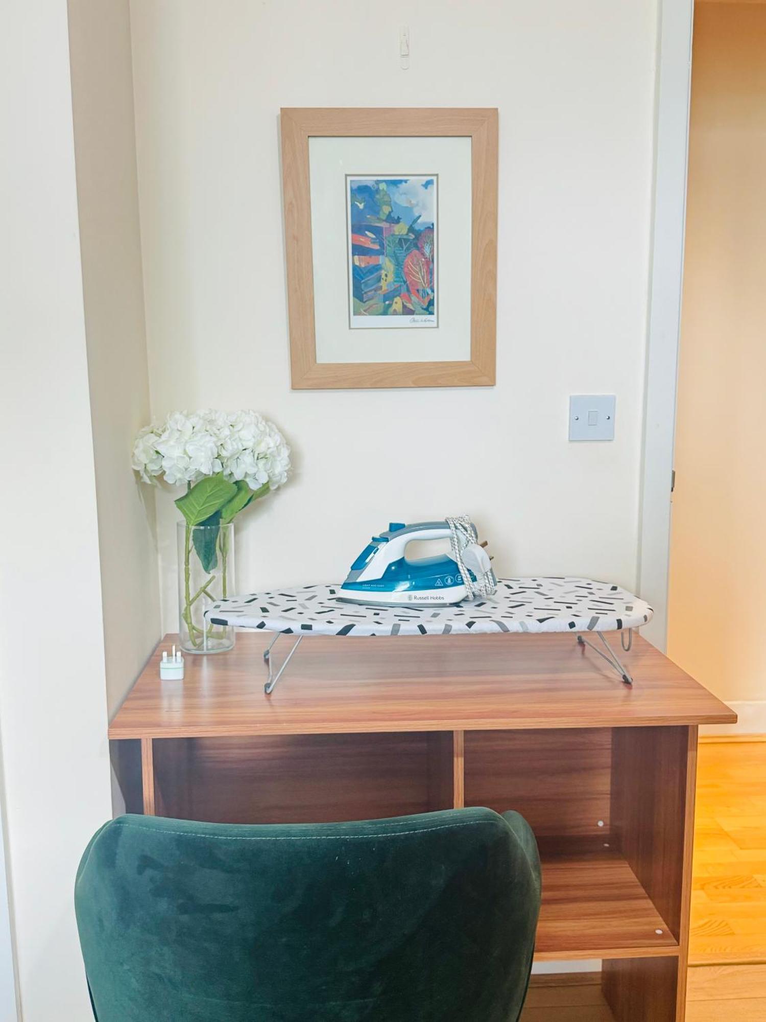 Modern 2Bed 2Bath Apartment Canary Wharf - Upto 5 Person London Exterior foto