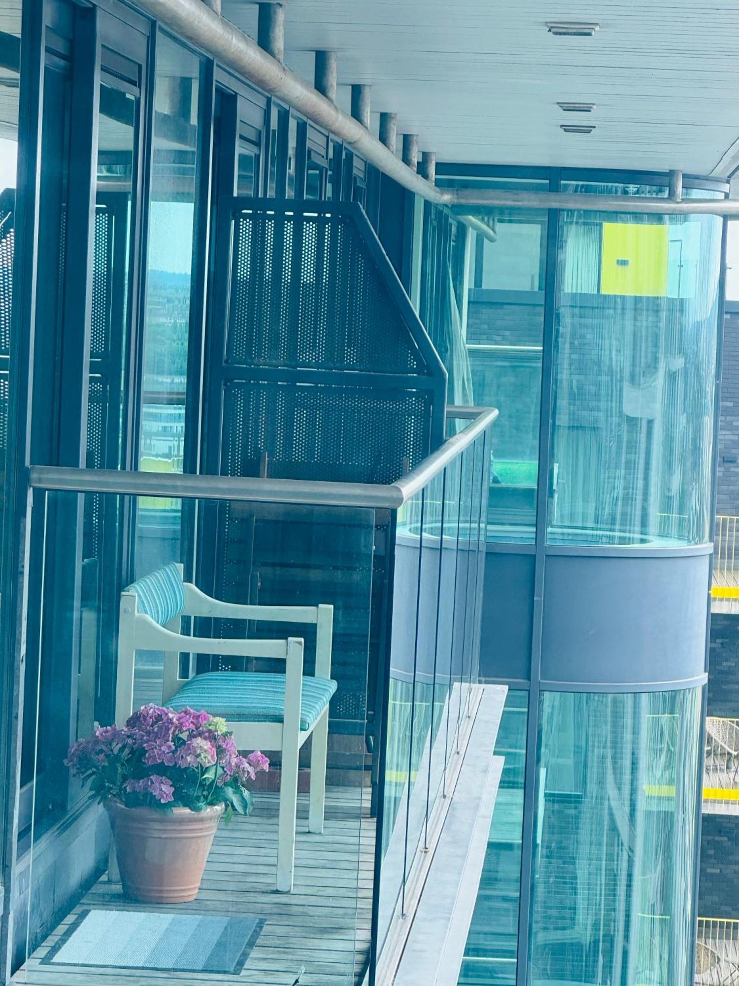 Modern 2Bed 2Bath Apartment Canary Wharf - Upto 5 Person London Exterior foto